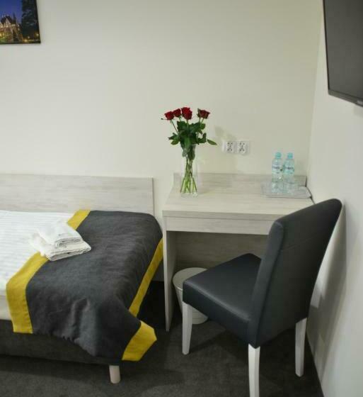 スタンダードシングルルーム, Centrum Restauracyjno Hotelowe Florres