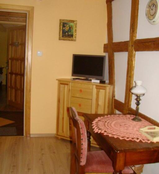 חדר בסיסי, Agroturystyka łysa Góra