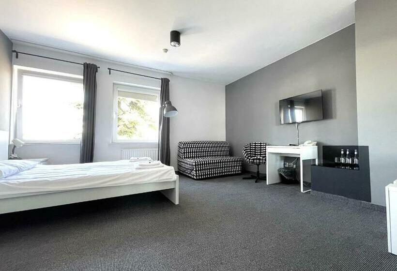 اتاق استاندارد سه نفره, Bell S