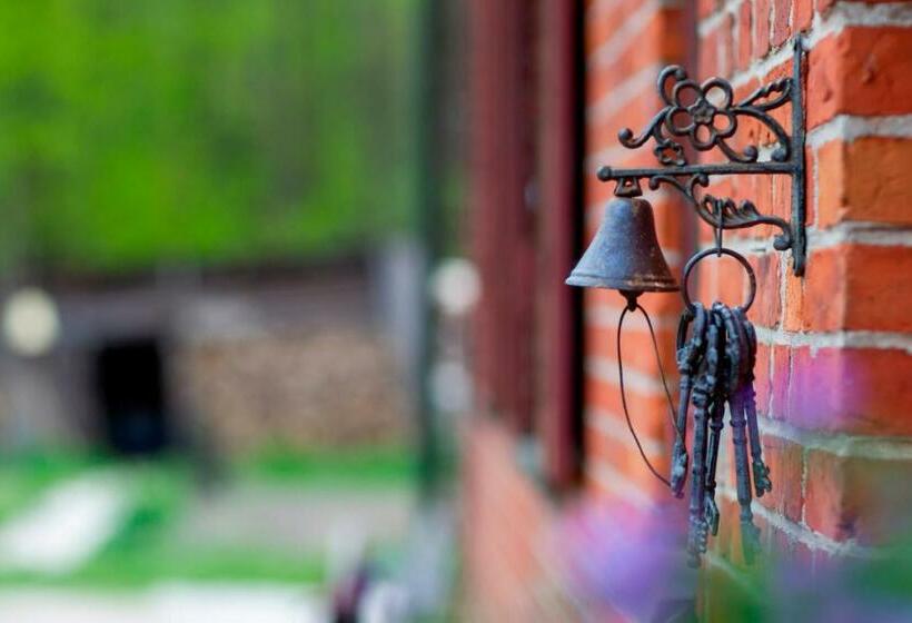 스탠다드 룸, Gajówka