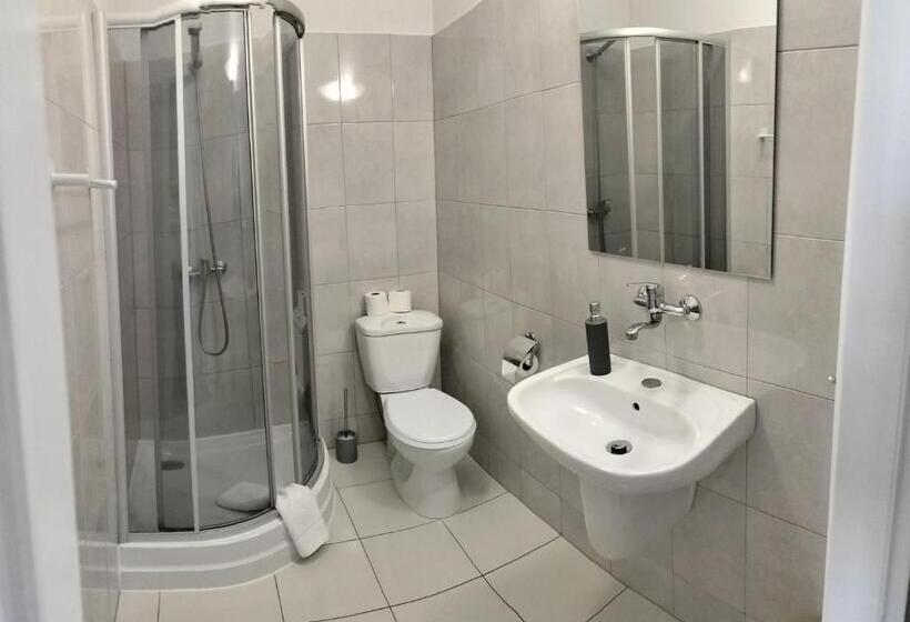 Номер Стандарт, Kamienica Pokoje & Restauracja