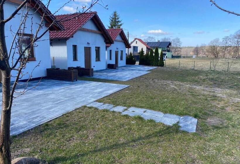 בקתת חדר, Nad Jeziorem