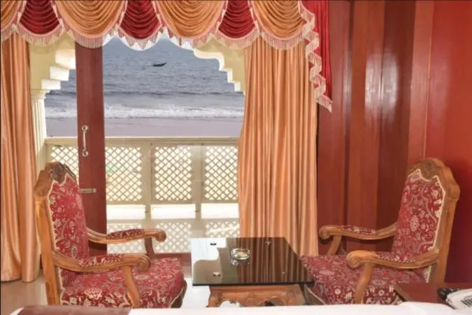 اتاق استاندارد با چشمانداز دریا, Nrs Royal Palace