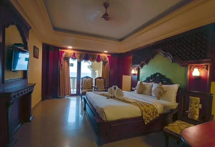 اتاق استاندارد با چشمانداز دریا, Nrs Royal Palace
