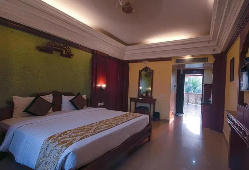 اتاق لوکس با بالکن, Nrs Royal Palace