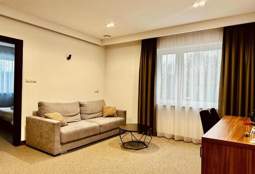 جناح سرير كينج, Rubin