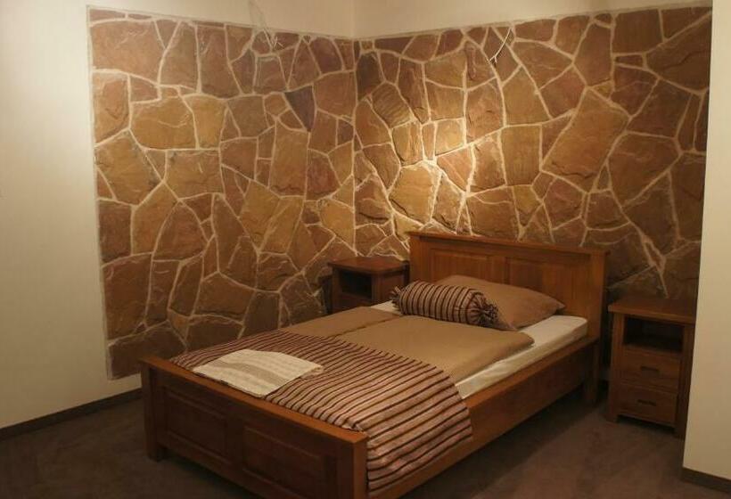 غرفة قياسية فردية, Stary Młyn