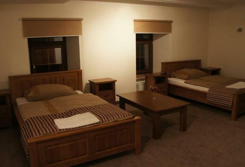 جناح, Stary Młyn