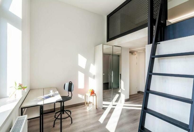 Standard Szoba, Lofty Kampus Garnizon