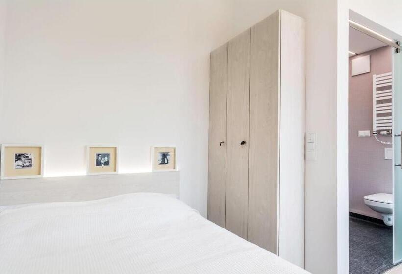 Standard Szoba, Lofty Kampus Garnizon