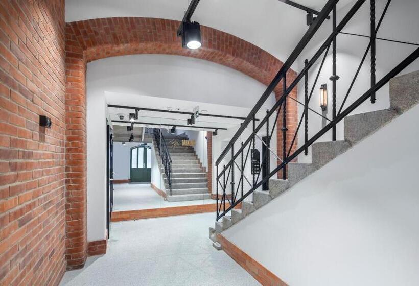 Standard Szoba, Lofty Kampus Garnizon