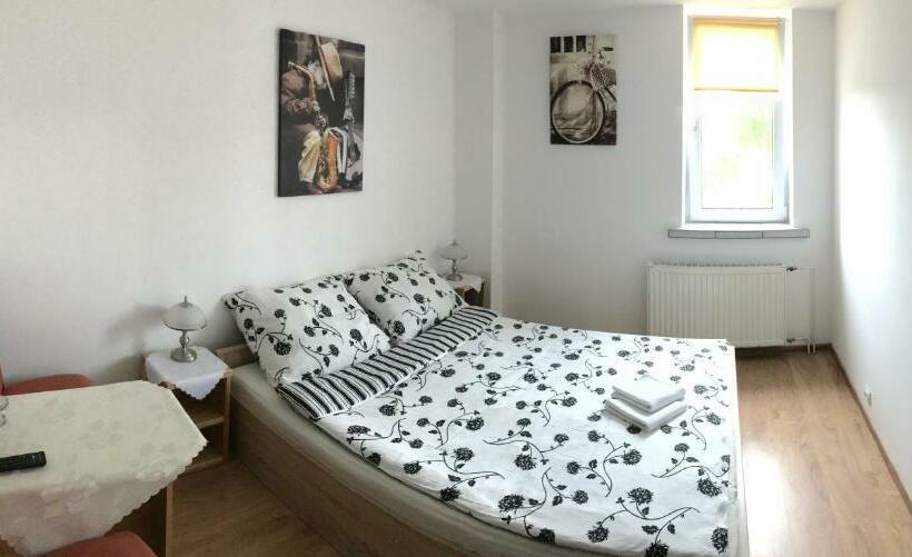 חדר סטנדרט, Motel I Restauracja Pod Basztą