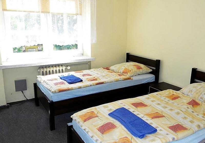 Номер Стандарт Трехместный, Pokoje Gościnne Saritas