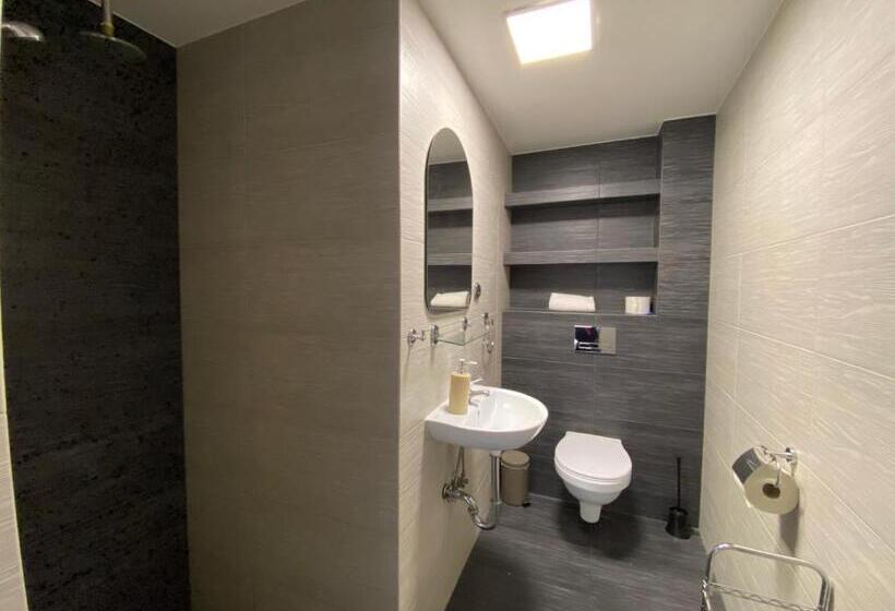 اتاق خانوادگی, Gościniec Salmopolski