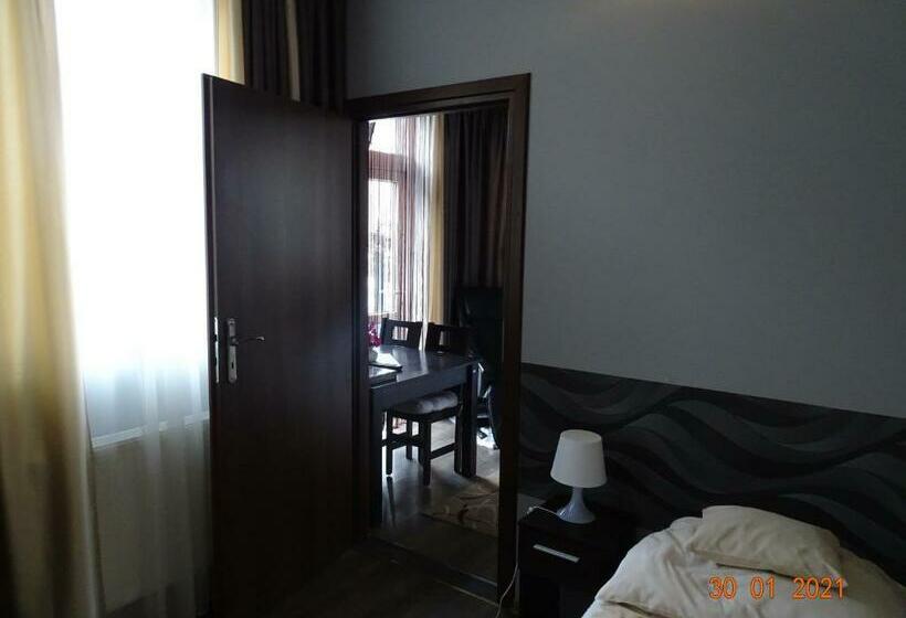 Четырехместный номер Премиум, Noclegi Nad Morzem U Kasi