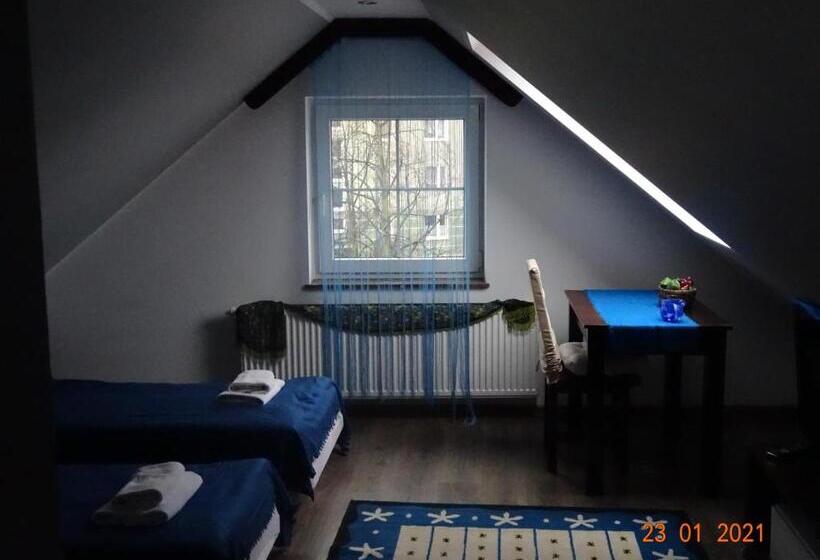 Номер Стандарт Трехместный, Noclegi Nad Morzem U Kasi