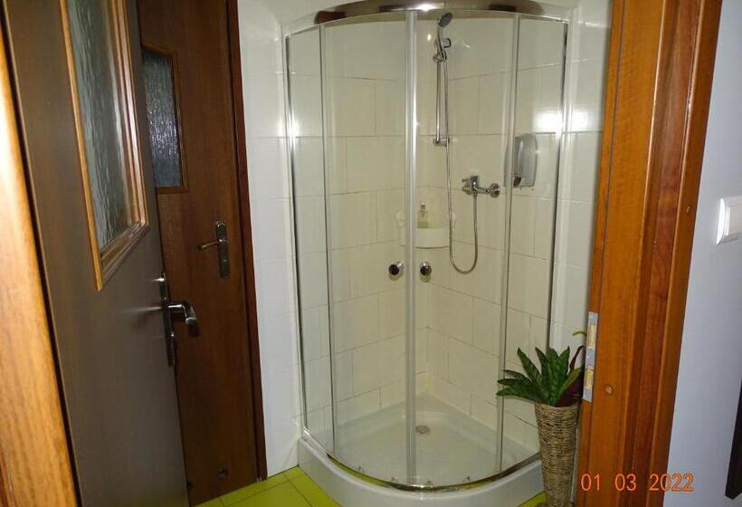 Четырехместный номер Премиум, Noclegi Nad Morzem U Kasi