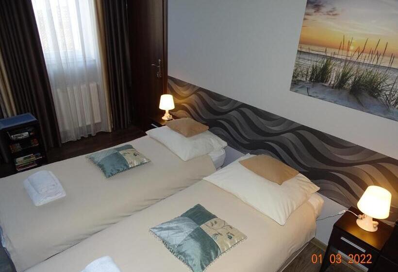 Номер Deluxe, Noclegi Nad Morzem U Kasi