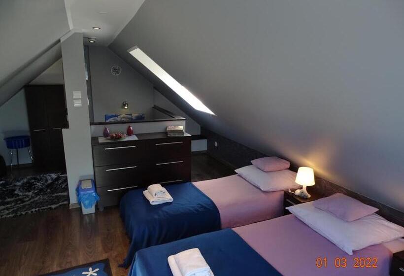 Номер Стандарт Трехместный, Noclegi Nad Morzem U Kasi