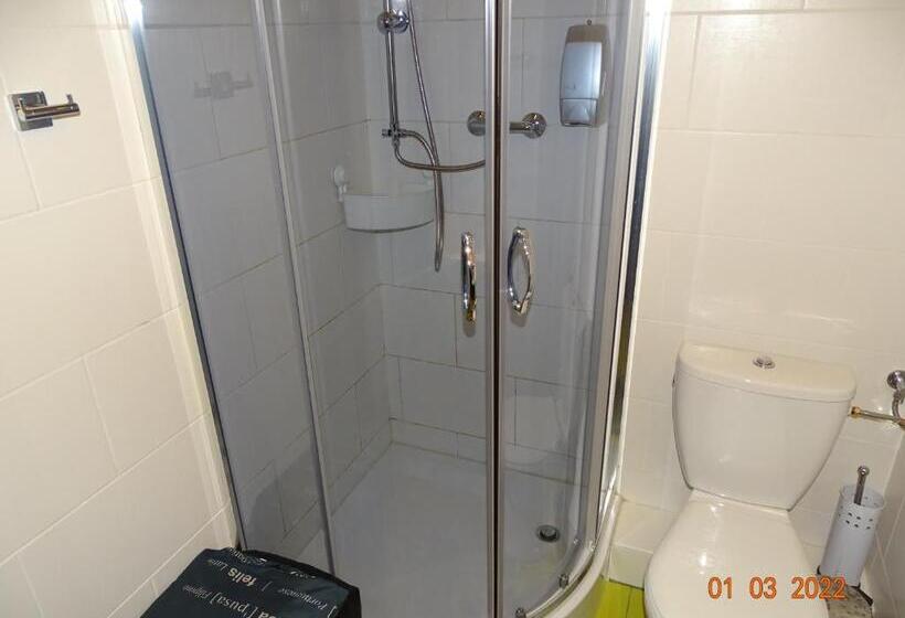 Номер Стандарт Трехместный, Noclegi Nad Morzem U Kasi