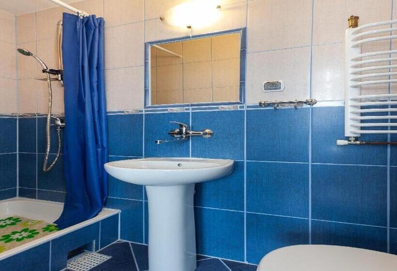 اتاق لوکس, Chatka U Hazy   Regionalne Pokoje Zakopane