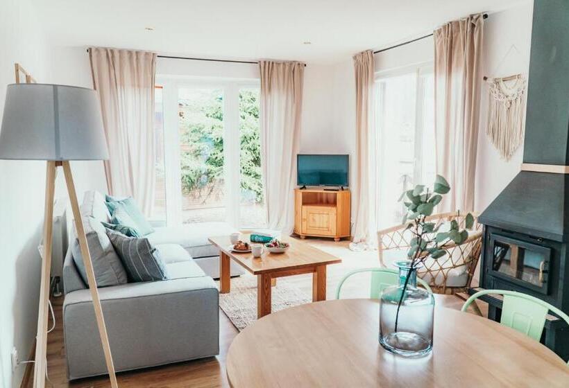 بانگلوی سوپریور, Lake Park łagów