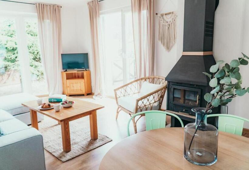 بانگلوی استاندارد, Lake Park łagów