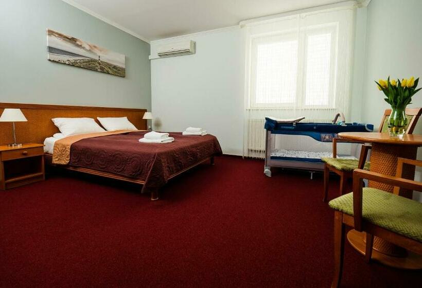 스탠다드 룸, Extrans