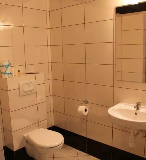 Номер Стандарт, Gościniec Legenda