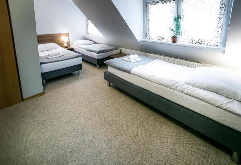 اتاق لوکس, Gościniec Lizawka