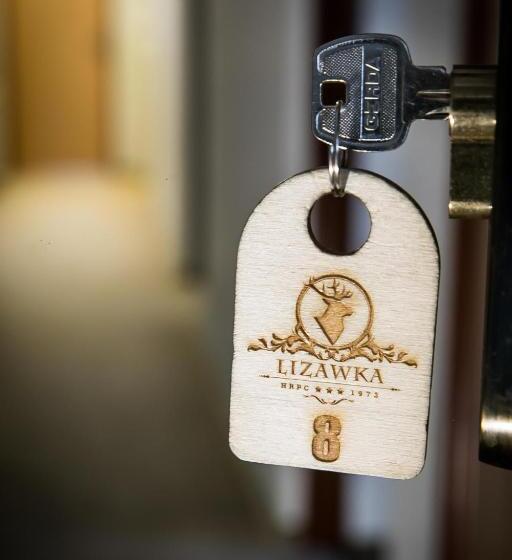 اتاق استاندارد سه تخته با چشمانداز باغ, Gościniec Lizawka