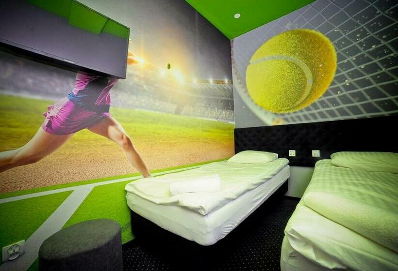 חדר סטנדרט לארבעה, Olympic Old Town