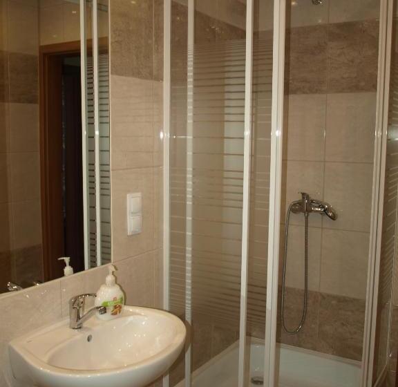 חדר סטנדרט לשלושה, Zajazd Leśny Zakątek Dawniej Zajazd Don Kichot