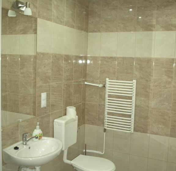 חדר סטנדרט לשלושה, Zajazd Leśny Zakątek Dawniej Zajazd Don Kichot