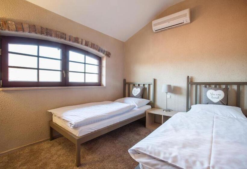 Appartement 1 Chambre, Apartamenty Za Murem