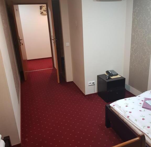 Quarto Estandar, Kamionki