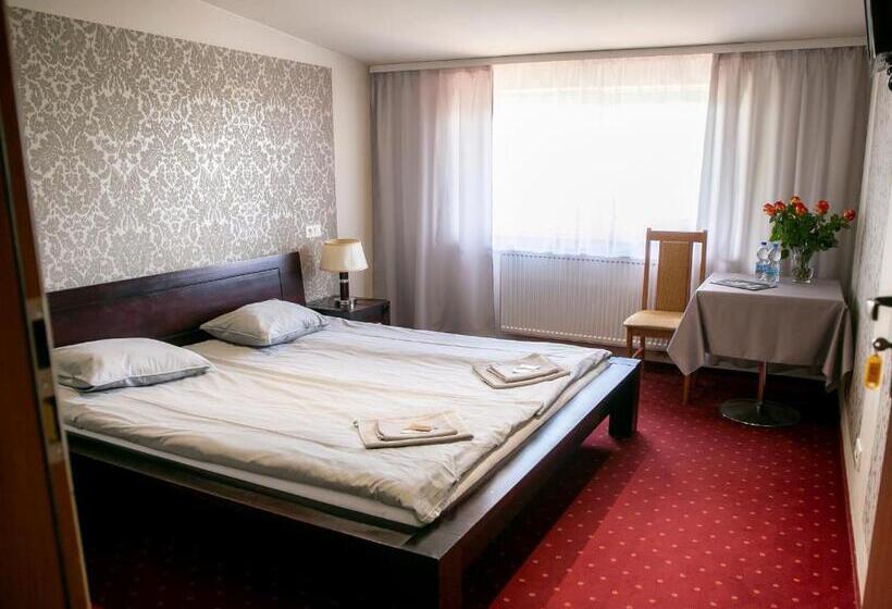 Quarto Estandar, Kamionki