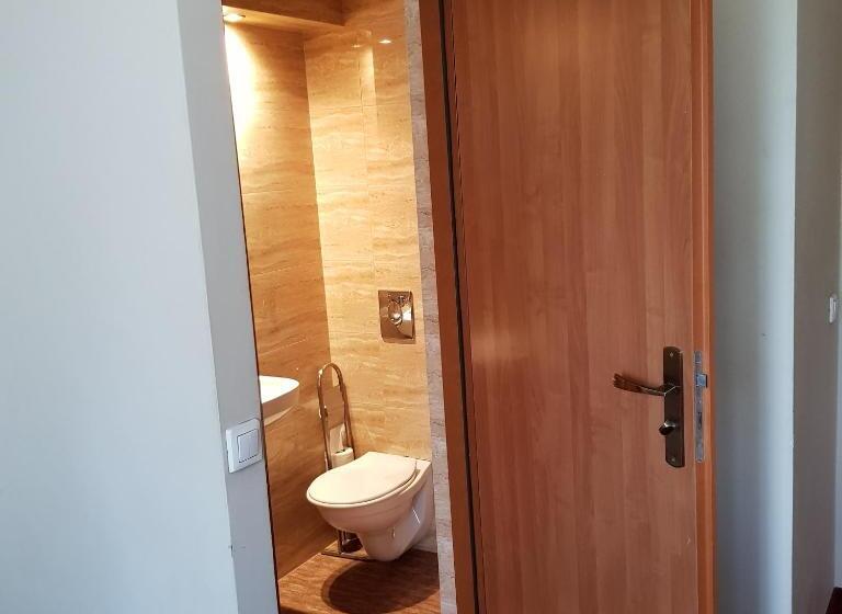 Quarto Individual Basic, Kamionki