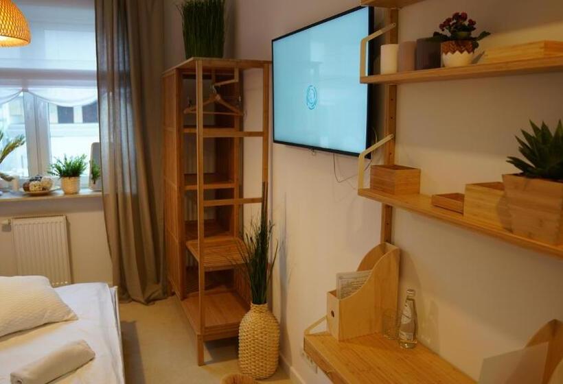 غرفة قياسية فردية, Mcew Studnia