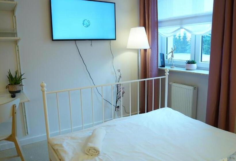 غرفة قياسية فردية, Mcew Studnia