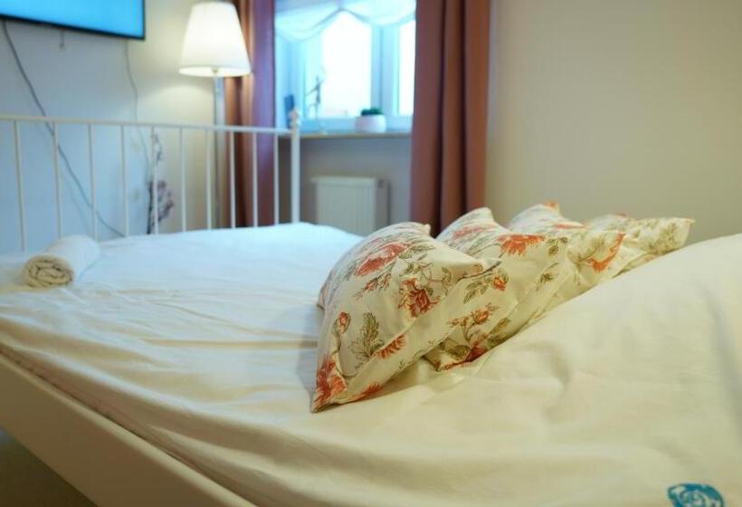 غرفة قياسية فردية, Mcew Studnia