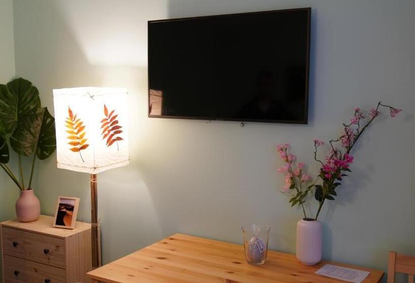 غرفة قياسية ثلاثية, Mcew Studnia