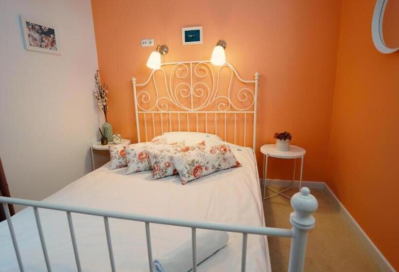 غرفة قياسية فردية, Mcew Studnia