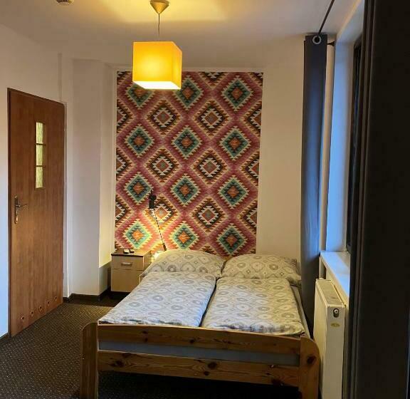 اتاق خانوادگی, Niezapominajka