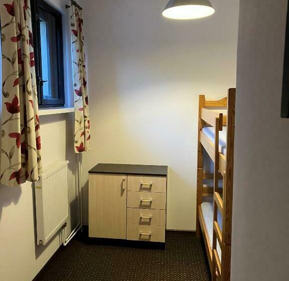 اتاق خانوادگی, Niezapominajka