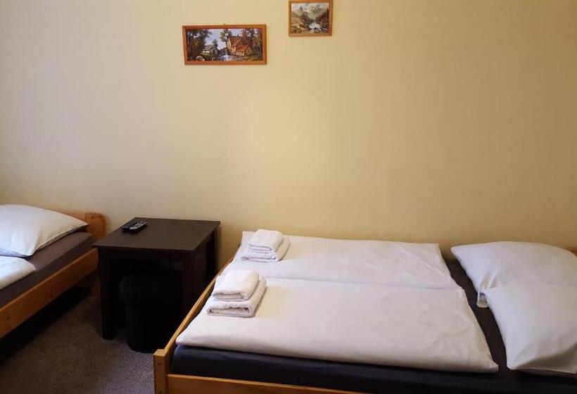 اتاق کلاسیک سه تخته, Niezapominajka