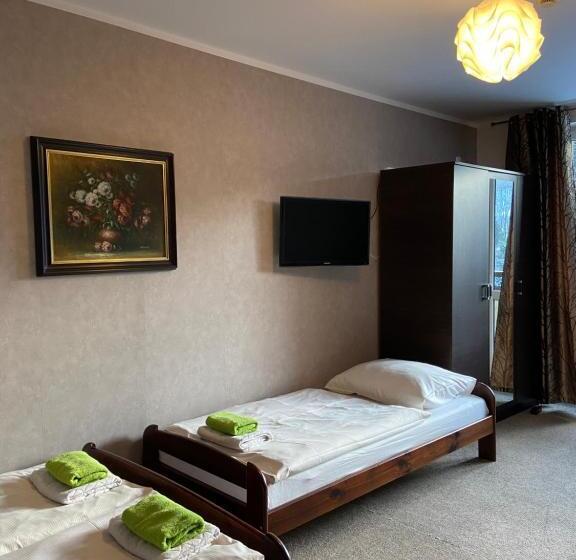 اتاق خانوادگی, Niezapominajka