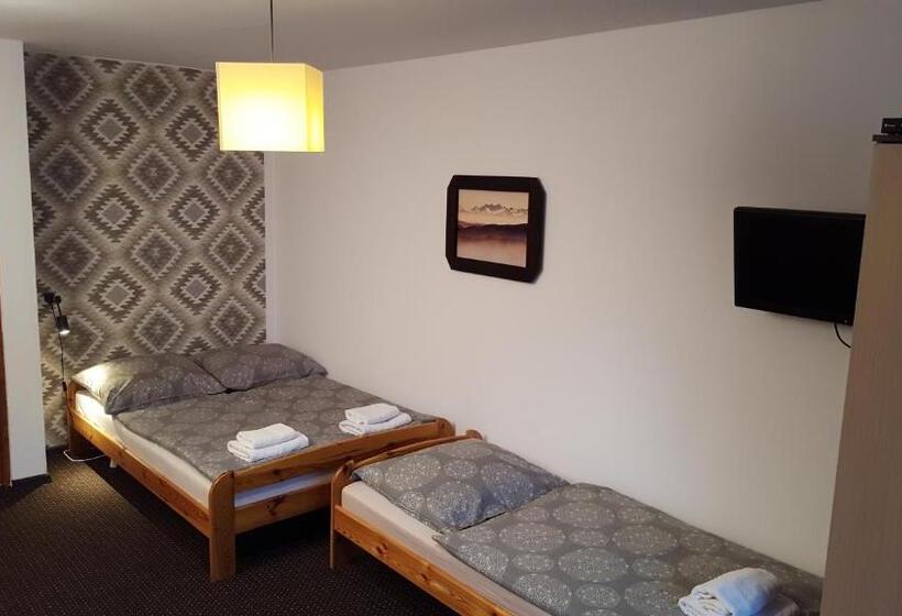 اتاق خانوادگی, Niezapominajka