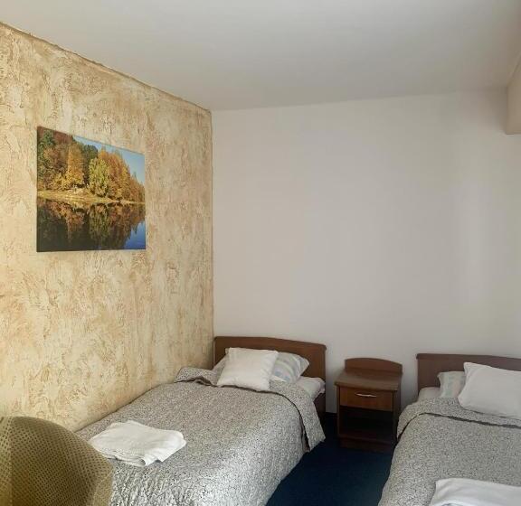 标准三人间, Ośrodek Wypoczynkowy Tarnica