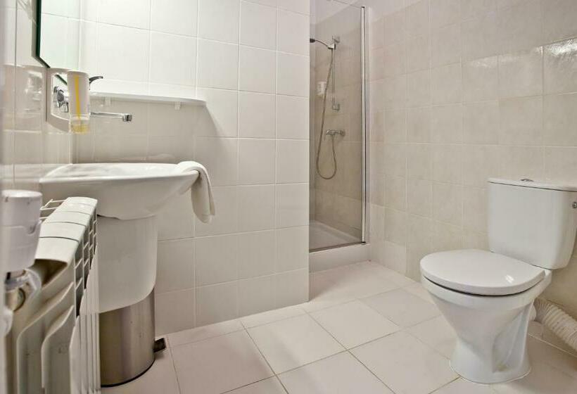 اتاق استاندارد, Urocza Art Pensjonat